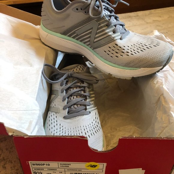 New Balance 860 v10 Running Shoes 9.5 D (Wide) Stability - WORN ONCE - Picture 7 of 9